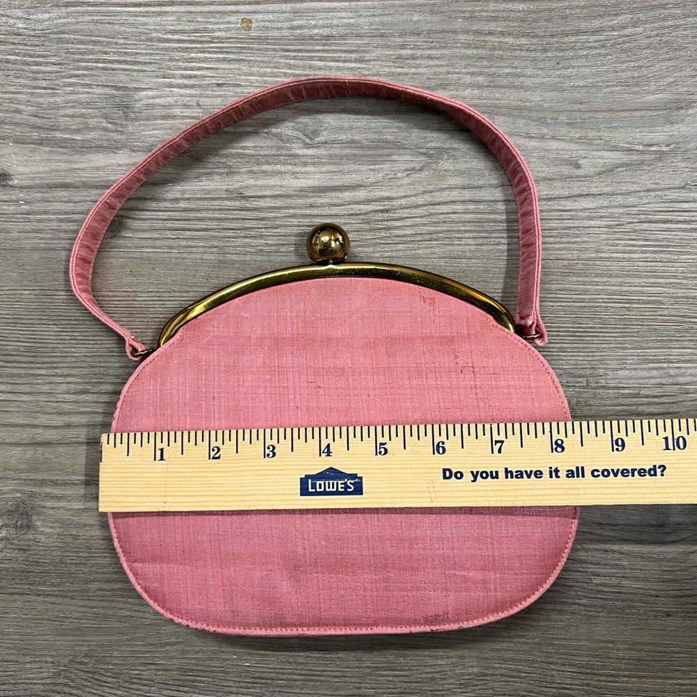 Chic Pink Clutch with Gold Frame and Textured Finish - Picture 3 of 8